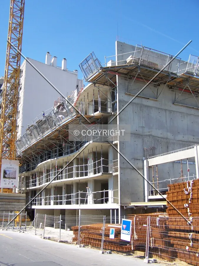 Angle sud-est vu depuis le Boulevard Aristide Briand