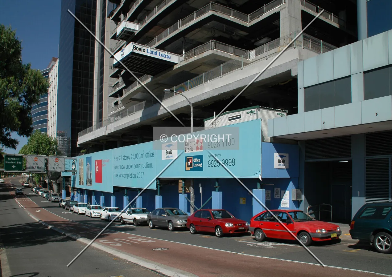 Hoarding on Arthur Street