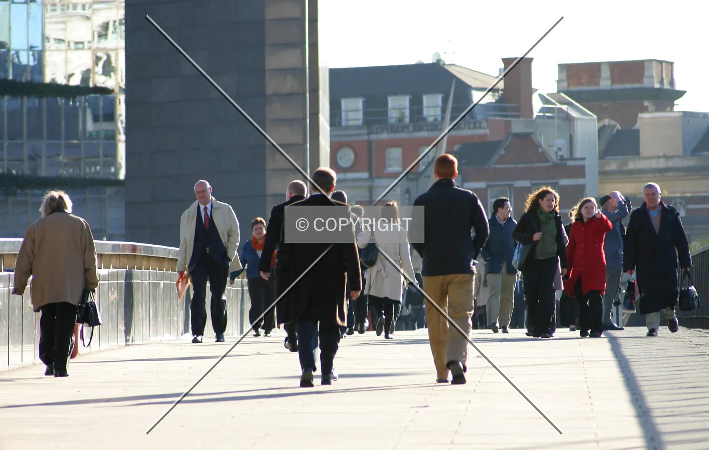 Commuters traverse London Bridge