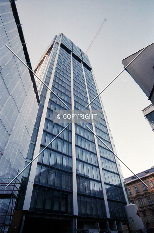 Photo 661-323-096
