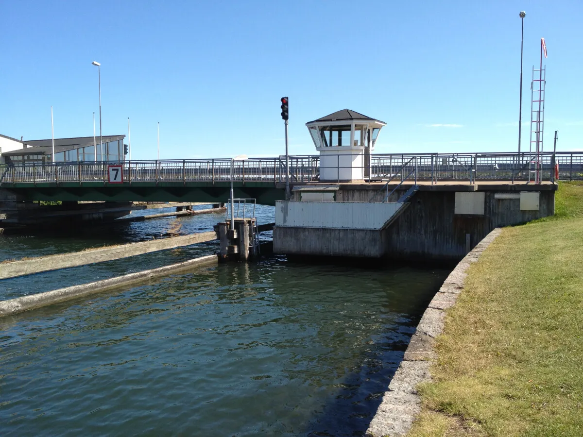 Photo 661-706-036