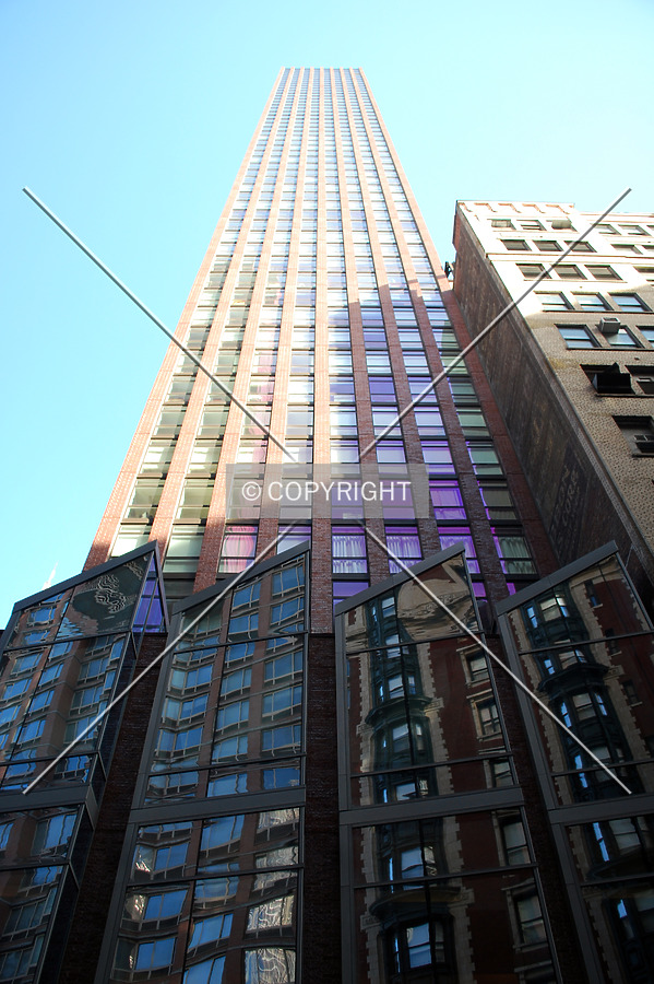 Looking up from East 29th Street