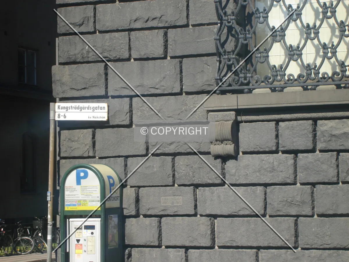 Photo 662-095-720