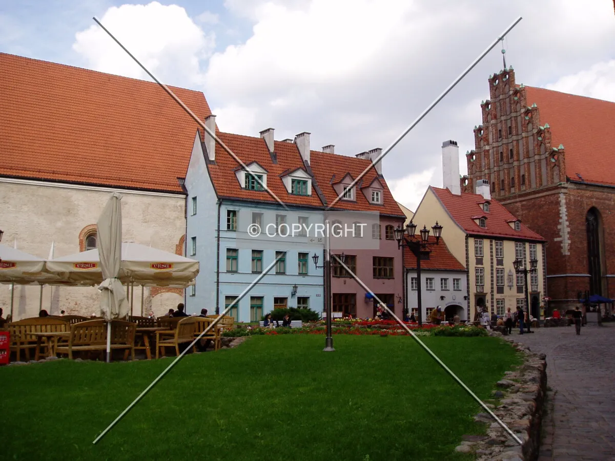 Skarnu Street