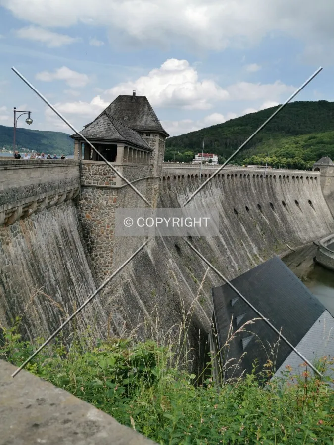 Photo 663-568-323