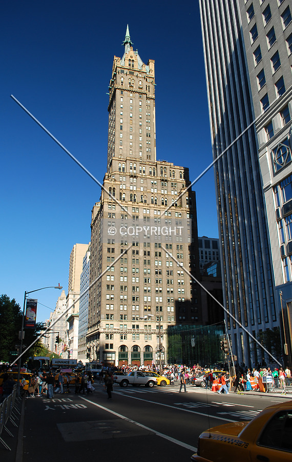 View northeast along 5th Avenue