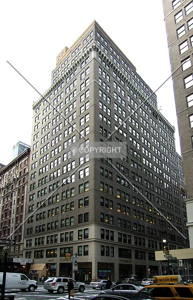 Photo 665-943-538