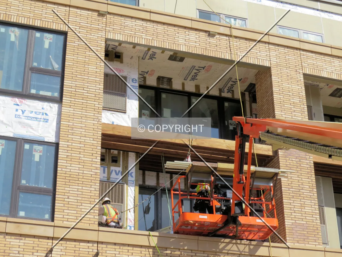 Balcony construction