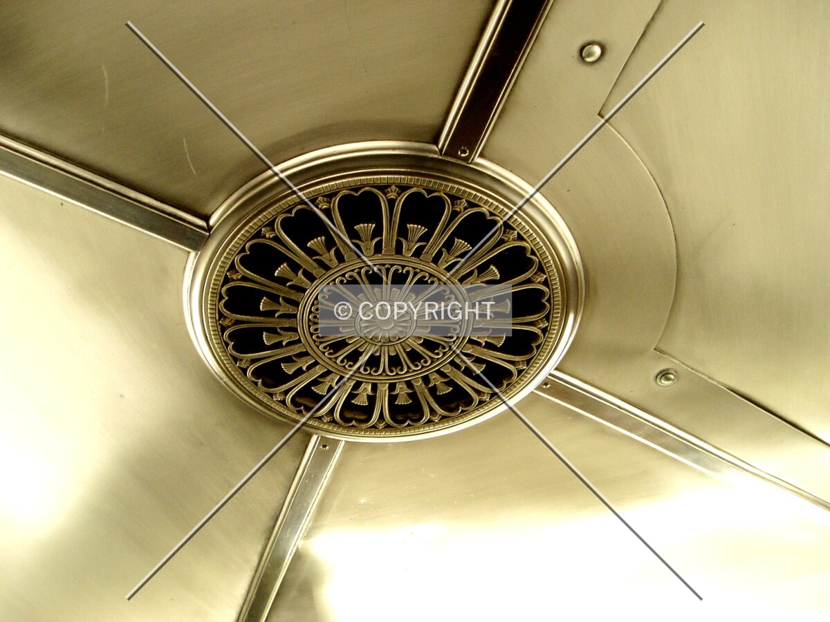 Ornamental elevator ceiling