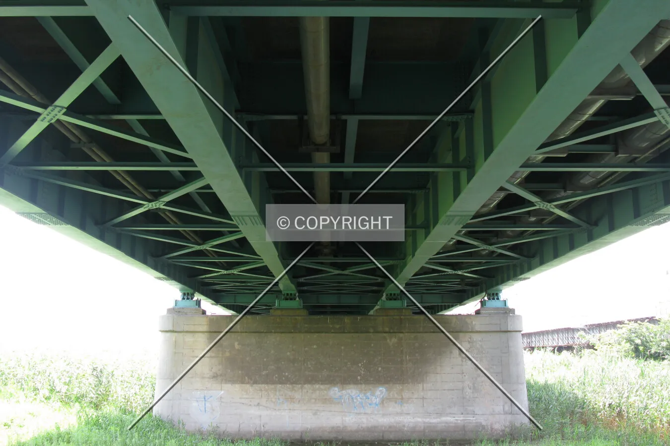 Underside and pier at the northeast end