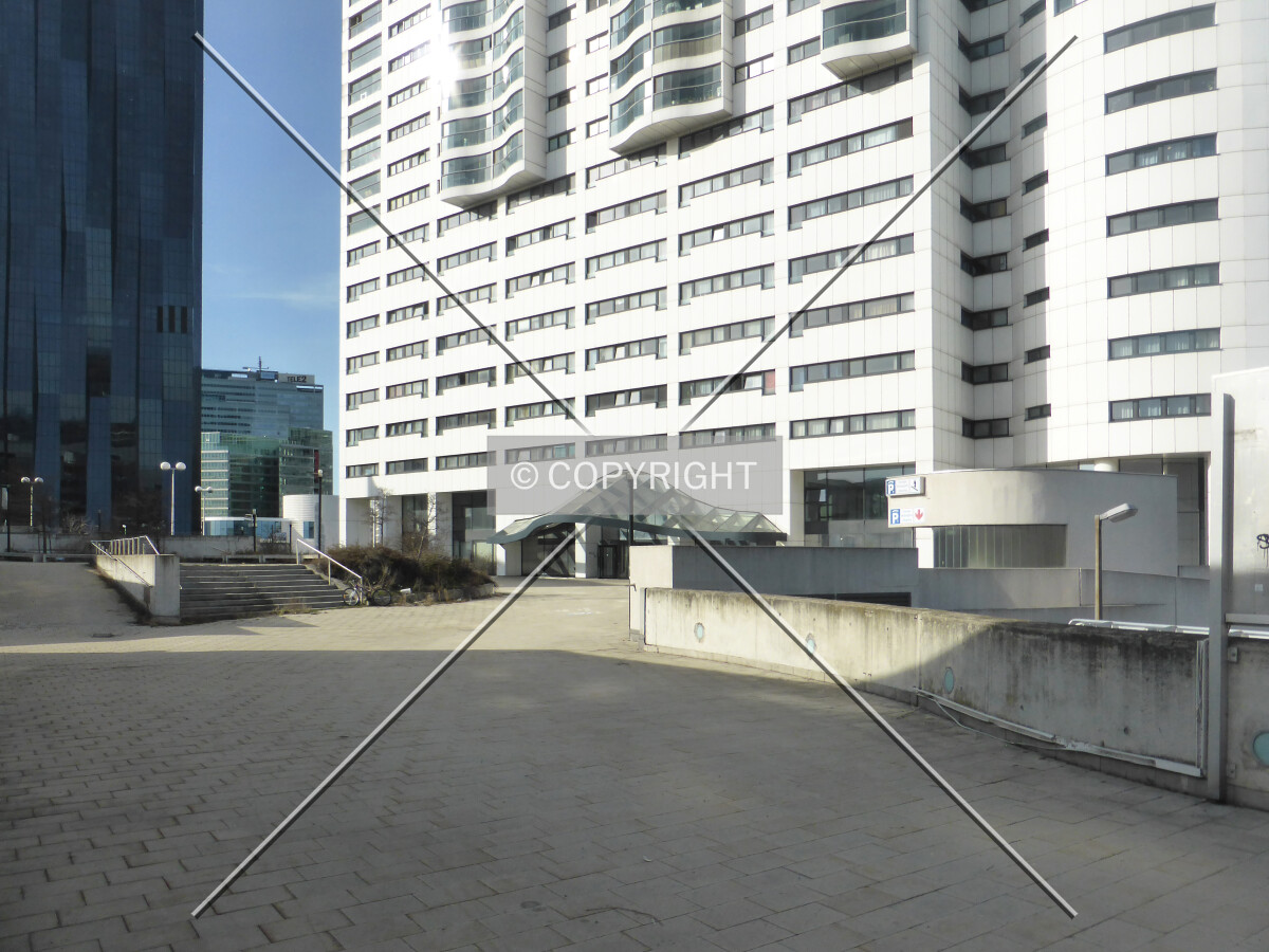 Photo 667-334-474