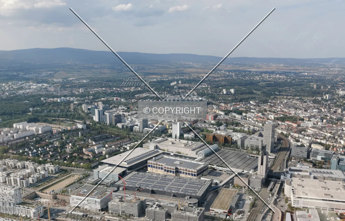 Flight with a helicopter over Frankfurt