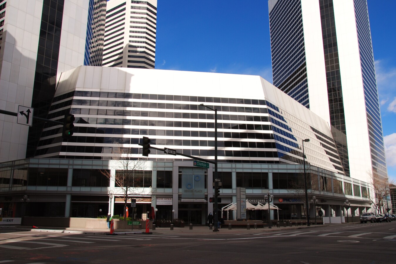 Base between the two towers