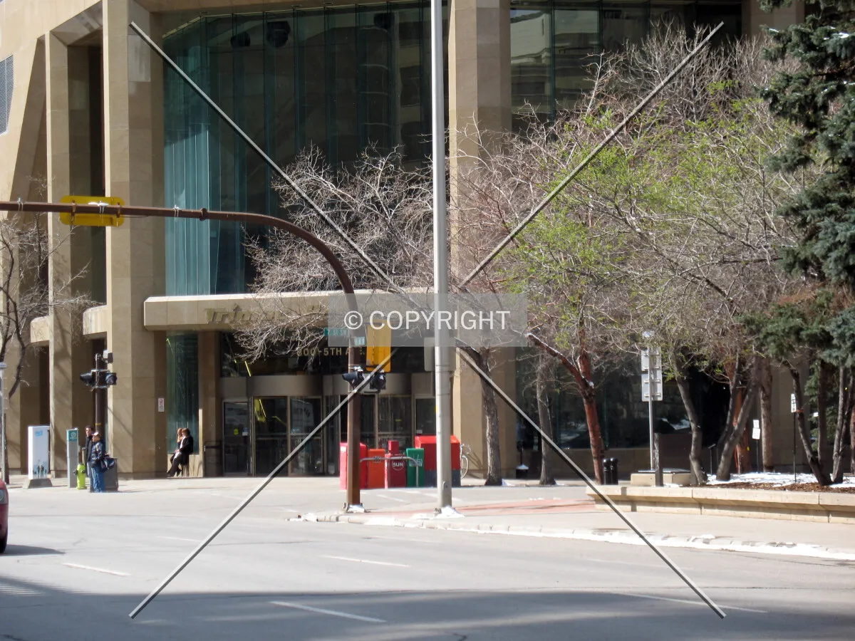 Entrance seen from 5th Avenue