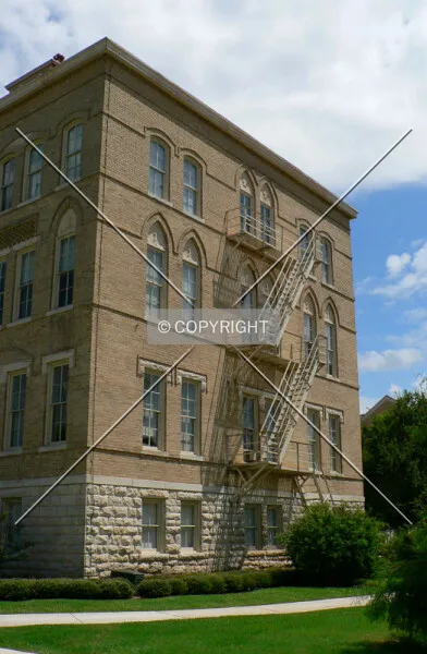Photo 669-717-974
