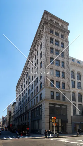 Photo 671-272-930