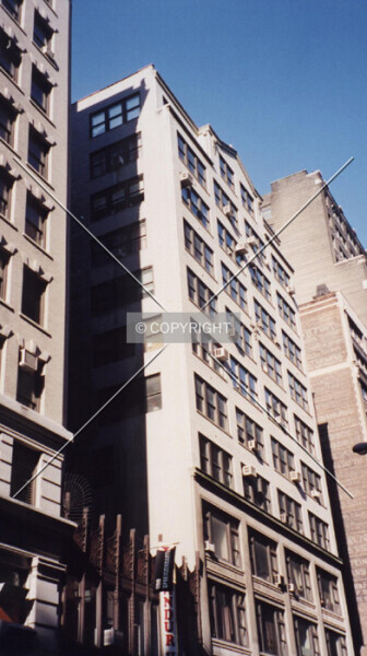Photo 672-205-694