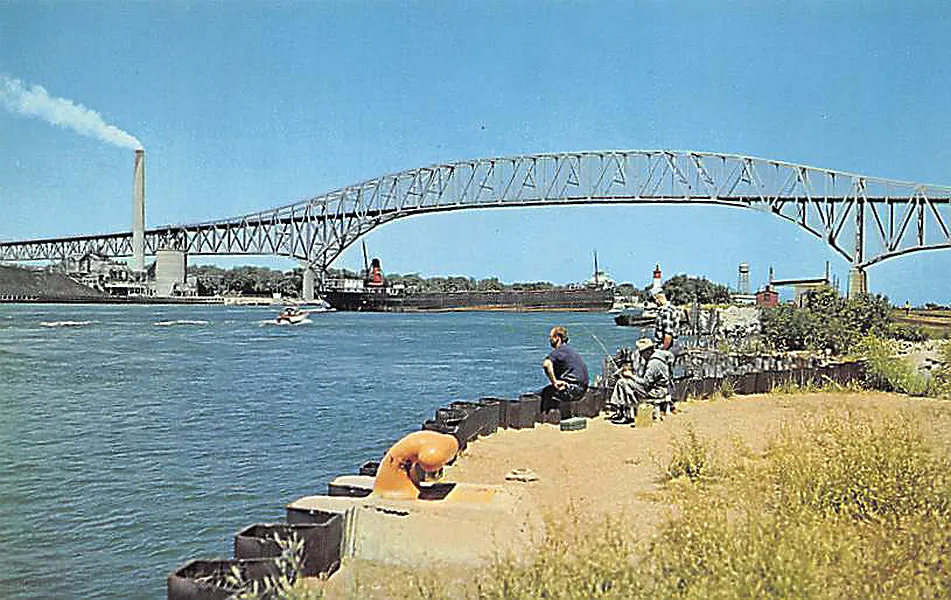 Photo 672-209-930