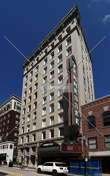 Photo 672-924-450