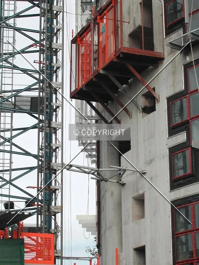 Close view of the elevator structure