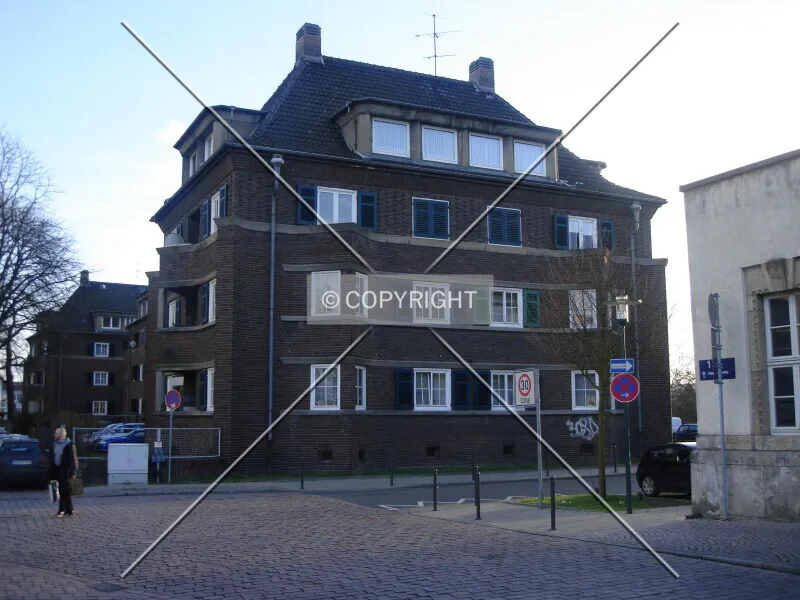 Photo 673-234-977