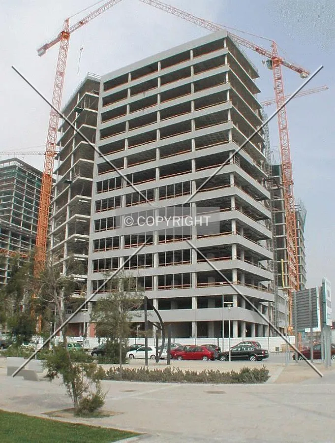 General view of the building from the entrance to Parc Diagonal Mar