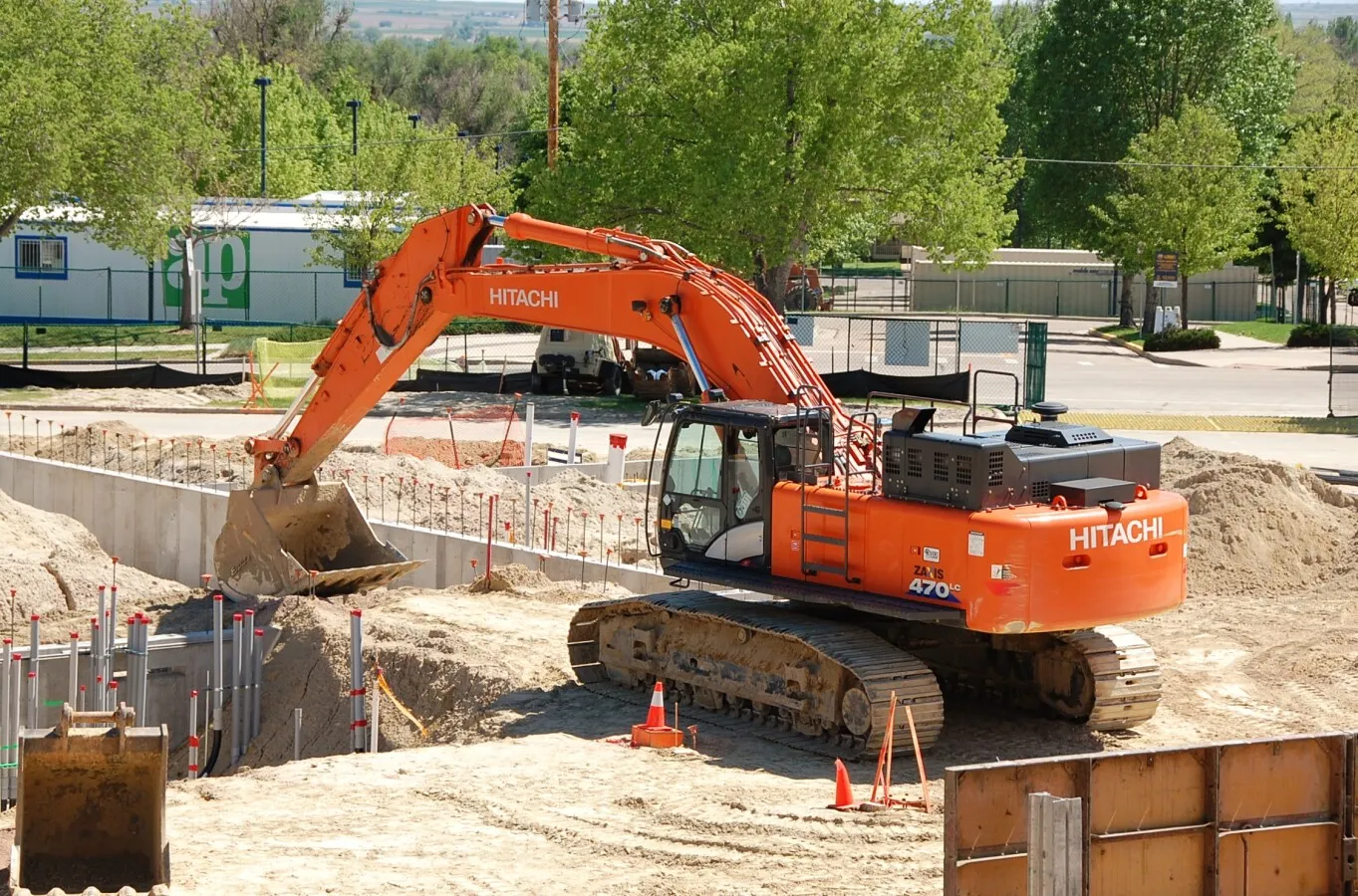 Track excavator