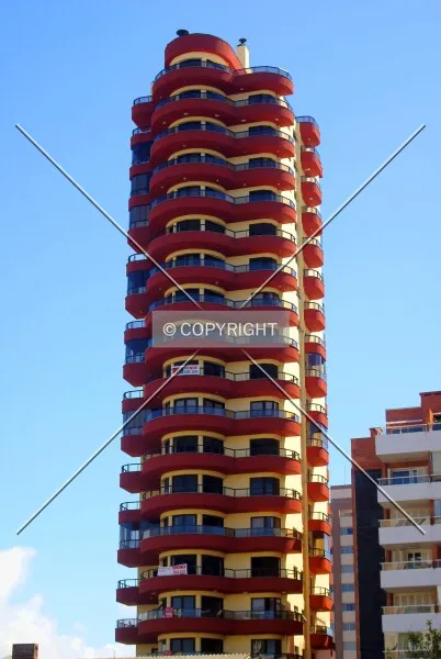 Photo 674-045-932