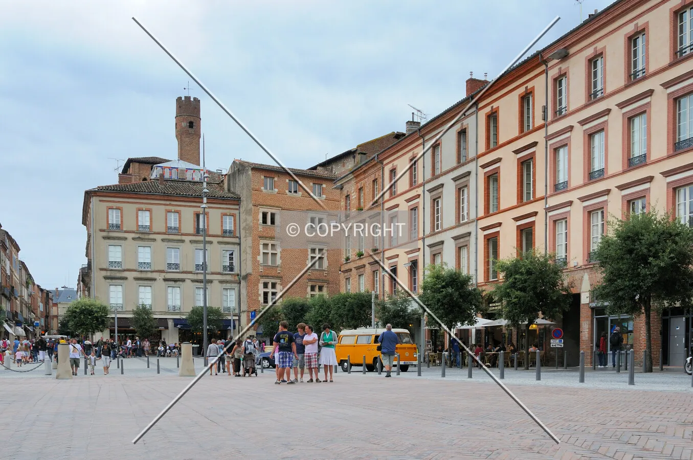 Square in the historical district of Albi