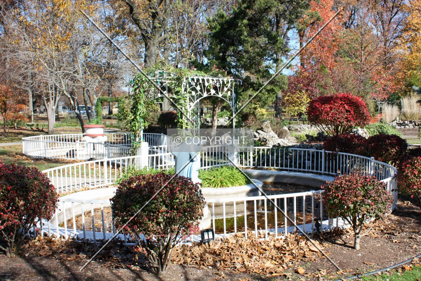Dolphin fountain in Wilson Park