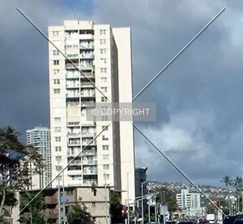 View to the east along Kapiolani Boulevard