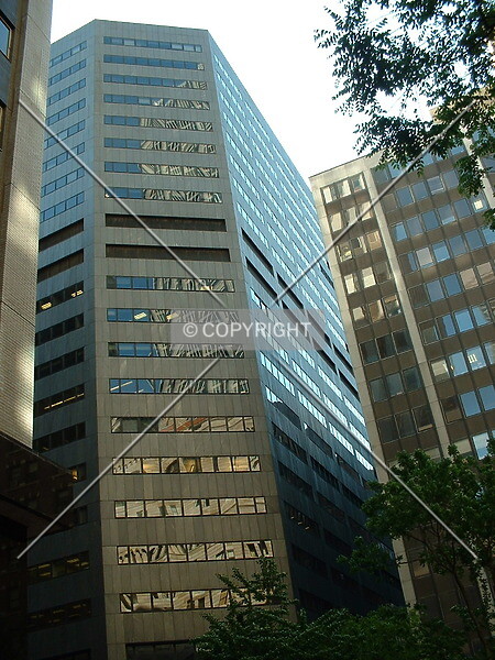 Photo 677-680-647