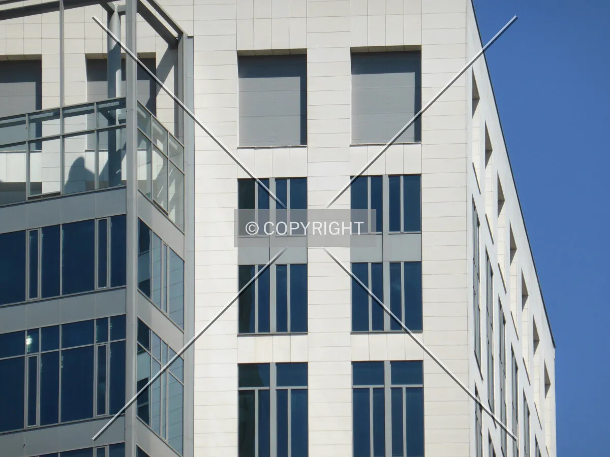 Photo 679-161-827