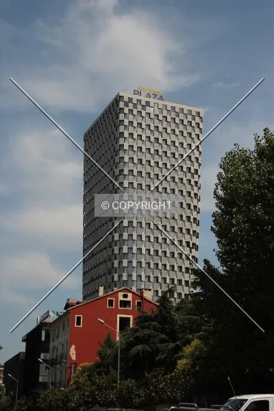 Photo 679-247-762