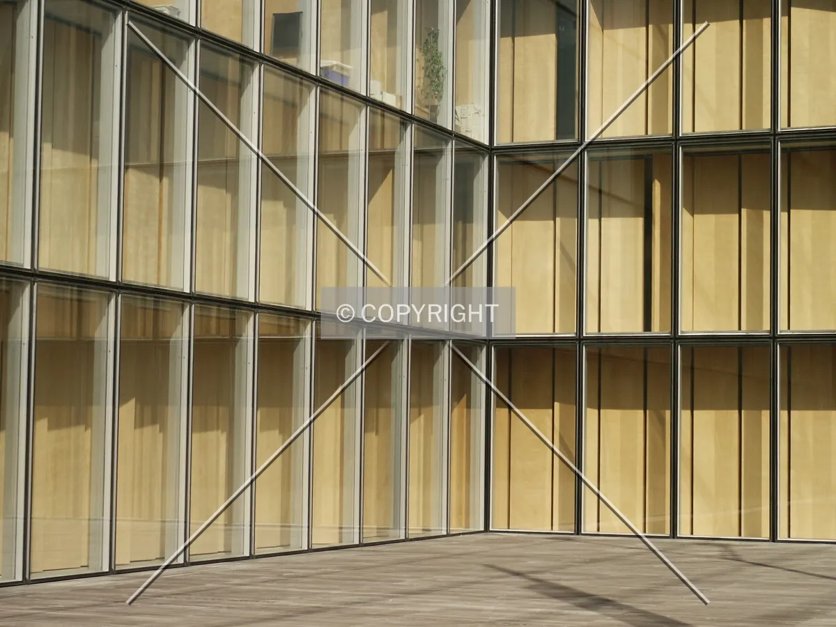 Close-up of the inside corner