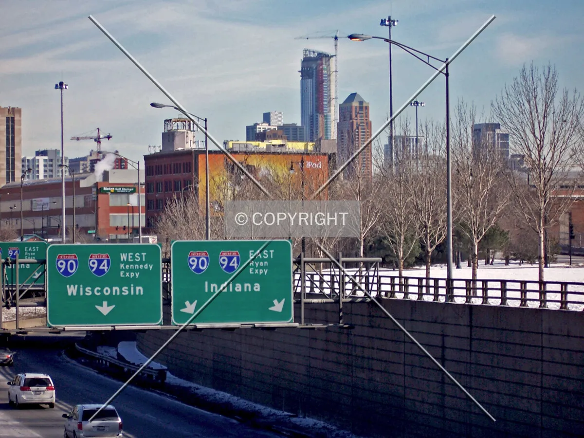 Looking southeast from the Peoria Street overpass above the Eisenhower Expressway