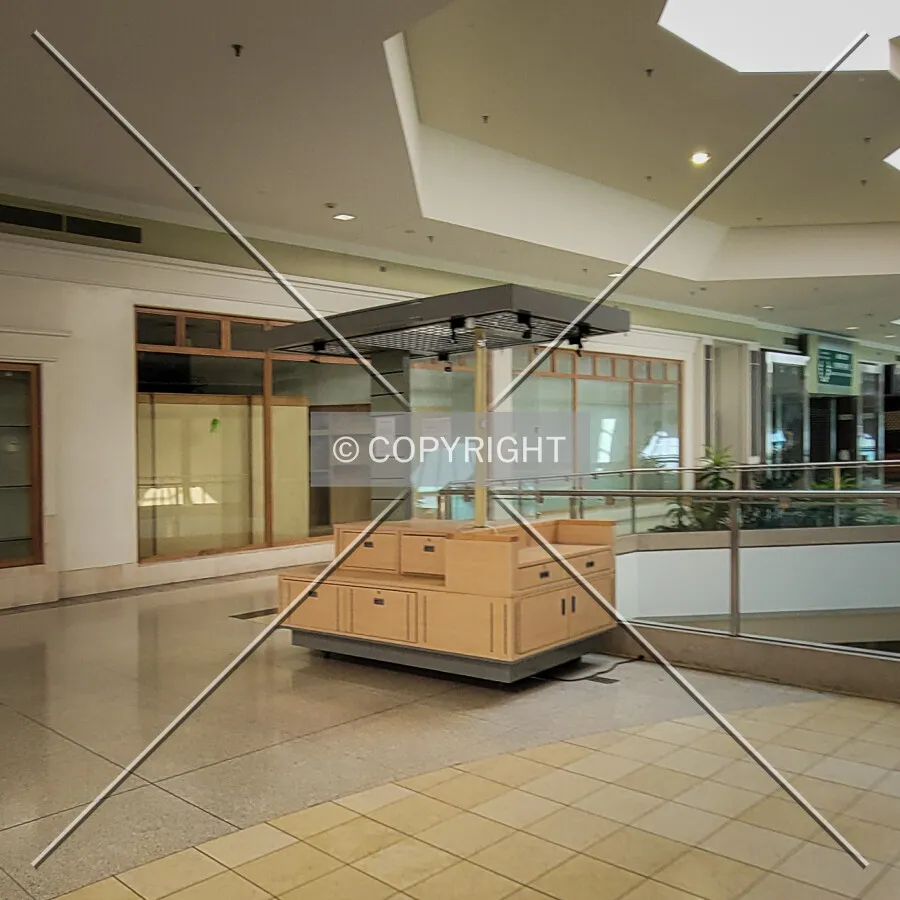 An abandoned kiosk on the second floor; November 2, 2023