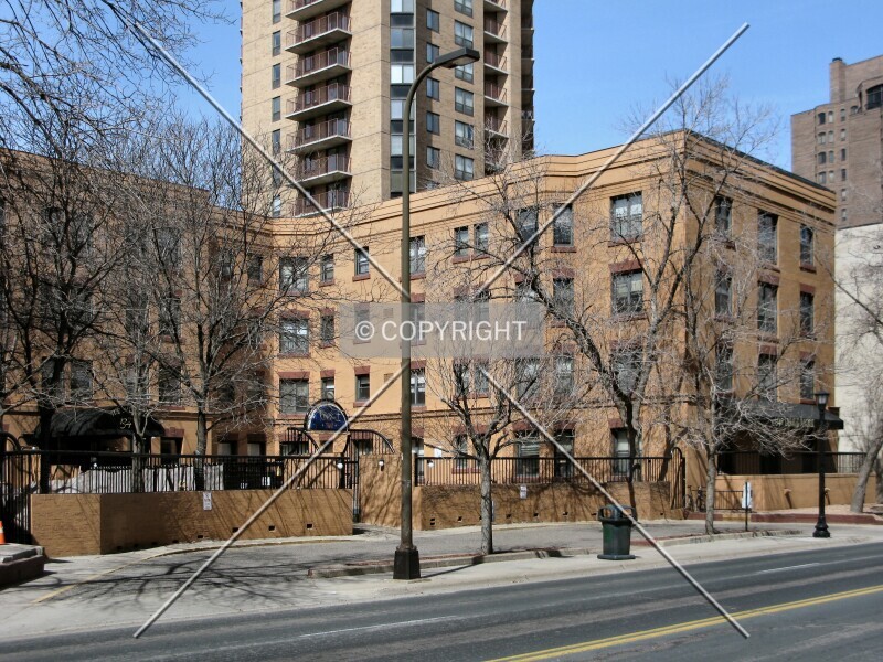 Photo 681-127-106
