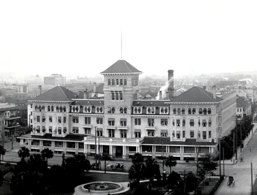 View from the east across Hemming Park
