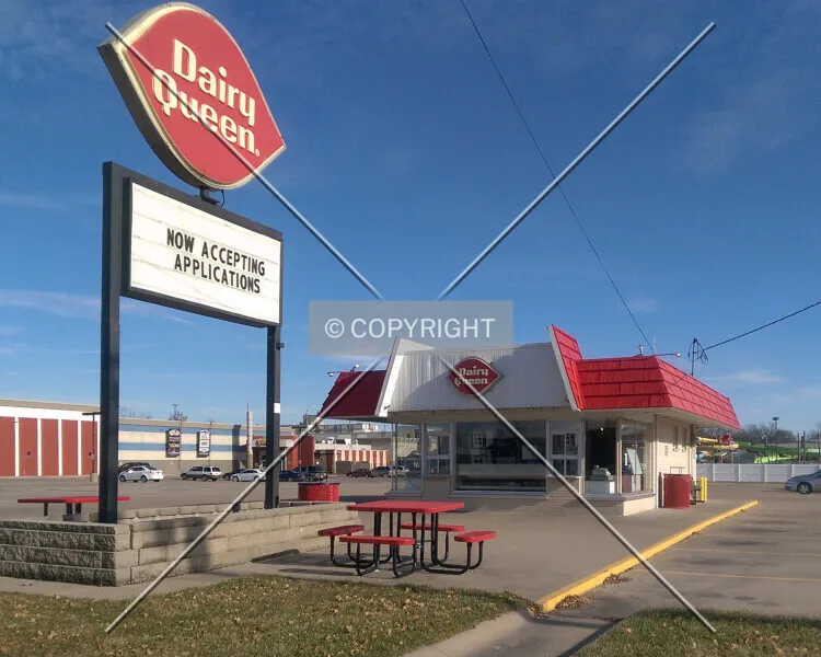 Photo 682-072-769