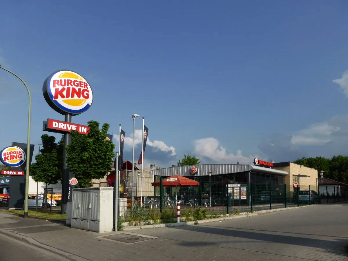 Photo 682-242-472