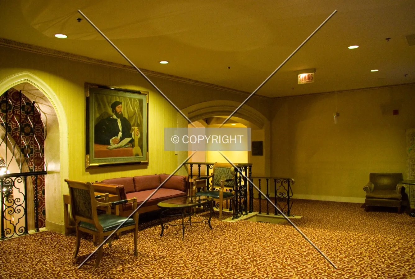 Photo 682-739-744