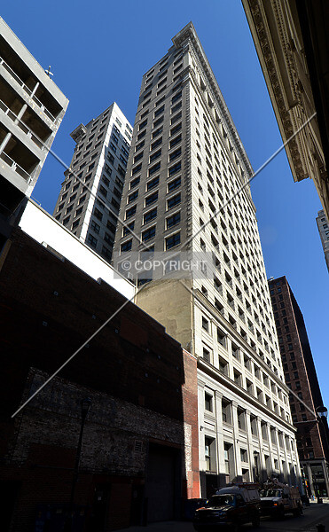 Photo 068-326-818