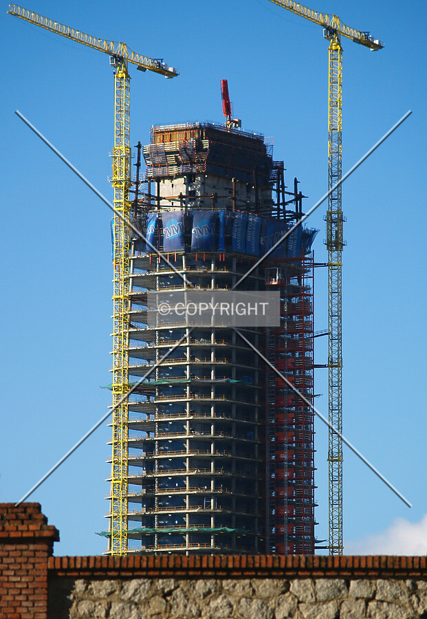 Top floors as seen from the northeast