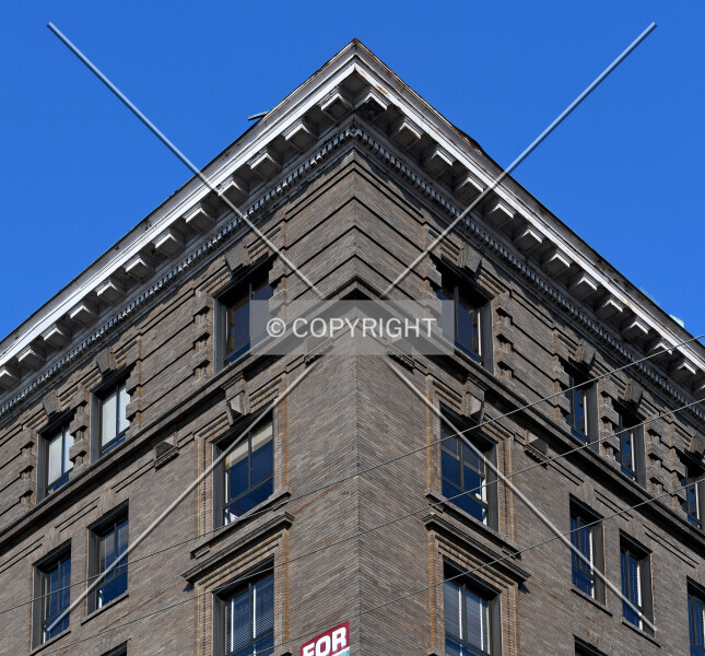 Photo 684-993-872