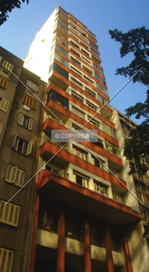 Looking up from across Salgado Filho Avenue