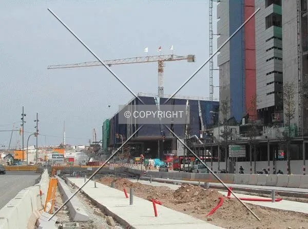 View of the buliding from Avinguda Diagonal