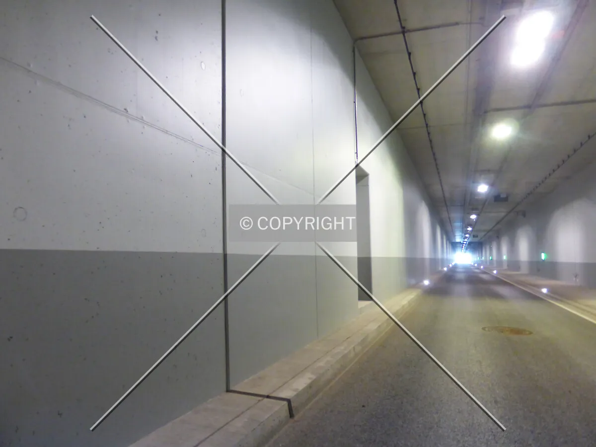 Photo 690-114-323