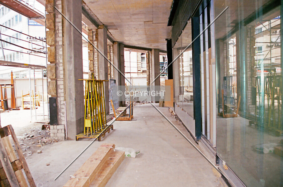 Photo 690-236-482