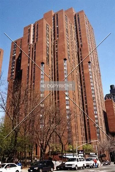 Photo 690-353-244